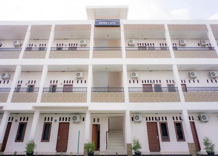 Oyo Life 2354 Rose House