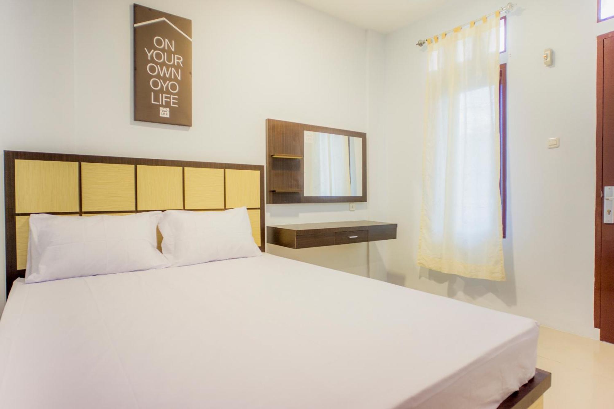 Oyo Life 2354 Rose House